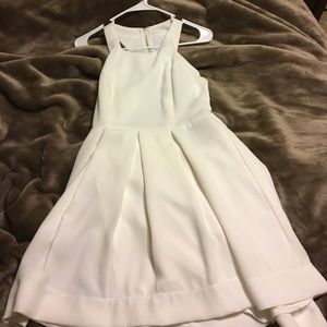 Perfect vacay or graduation dress